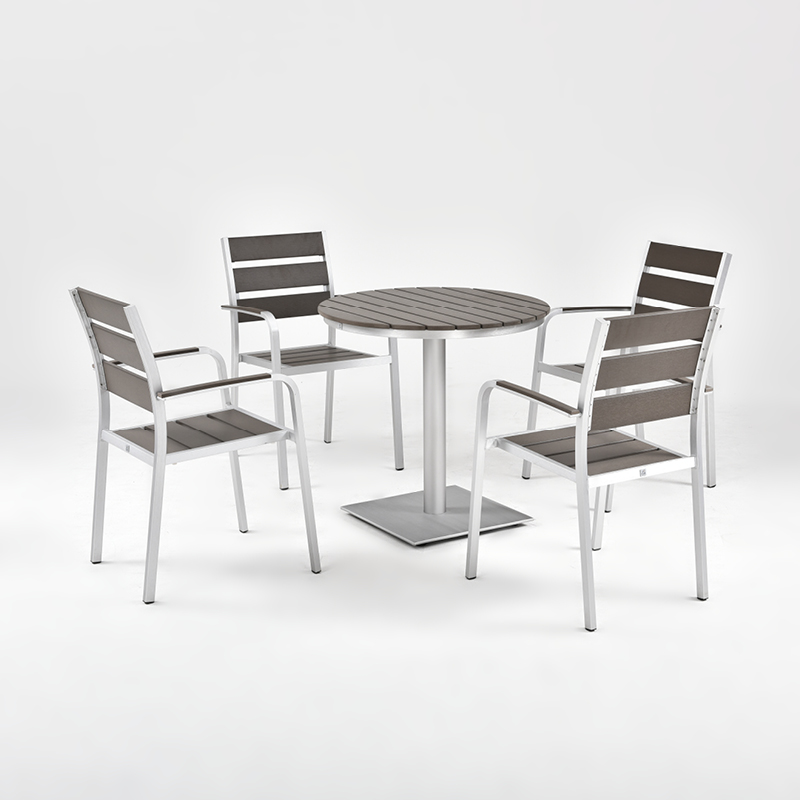 Garden life Dining Table and 4 Armchairs Wholesale Fay & Clair